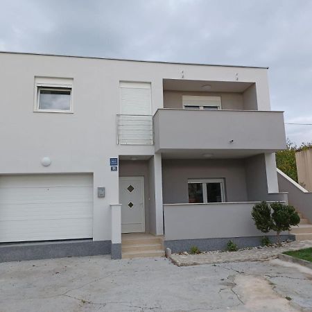 Spider Apartments Pirovac Exterior foto